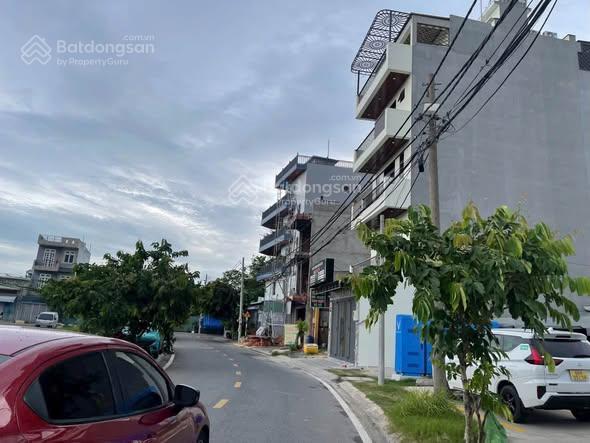 Bán đất 8x12m full thổ mặt tiền nhựa 12m tân xuân hóc môn shr