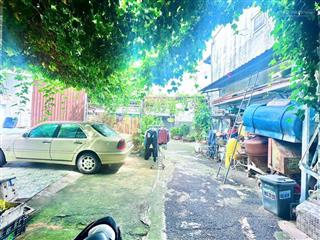 Bán nhà sân rộng rãi 52m2, 2,75 tỷ sổ đỏ sang tên ngay, tân xuân hóc môn