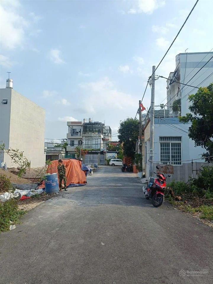Chính chủ bán lô đất thới tam thôn, hóc môn 95m2 giá chỉ 3,3 tỷ đường rộng ô tô
