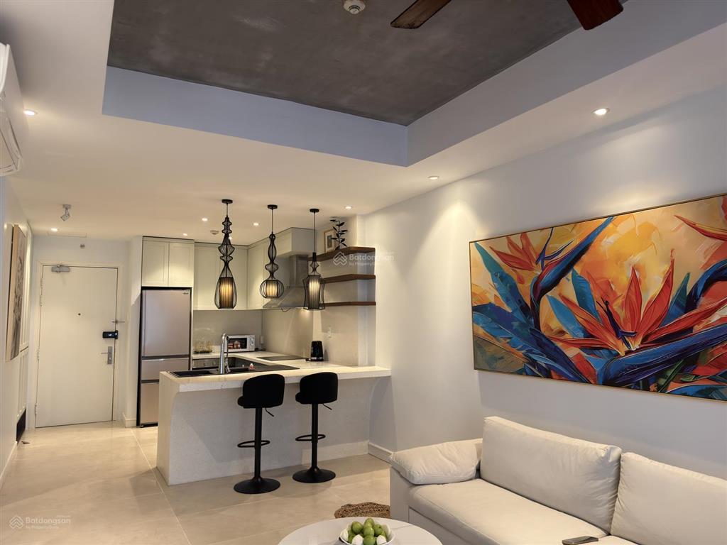 Bán cc the gold view, bến vân đồn, 8tỷ860, 81m2, 2pn, 2wc, nhà cực đẹp view cực chill