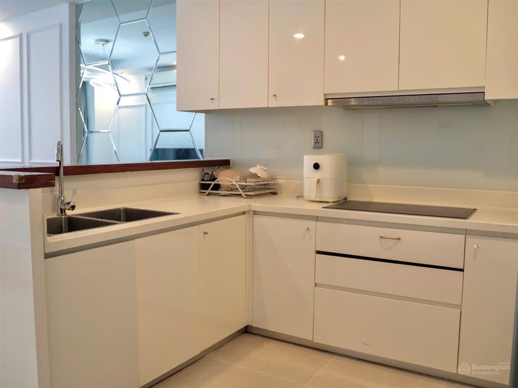 Bán cc the gold view, 6,5 tỷ, 68m2, 2pn, 1wc tại đường bến vân đồn, q4, tp.hcm. sắp làm sổ hồng.