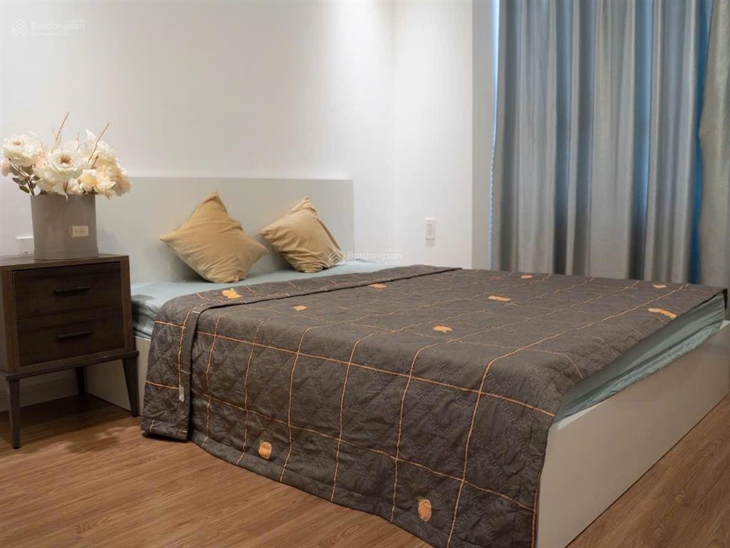 Bán cc the gold view, 6,5 tỷ, 68m2, 2pn, 1wc tại đường bến vân đồn, q4, tp.hcm. sắp làm sổ hồng.