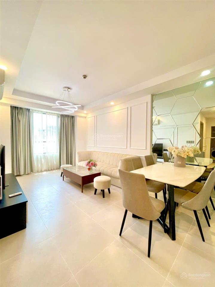Bán cc the gold view, 6,5 tỷ, 68m2, 2pn, 1wc tại đường bến vân đồn, q4, tp.hcm. sắp làm sổ hồng.