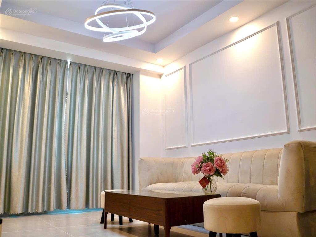 Bán cc the gold view, 6,5 tỷ, 68m2, 2pn, 1wc tại đường bến vân đồn, q4, tp.hcm. sắp làm sổ hồng.