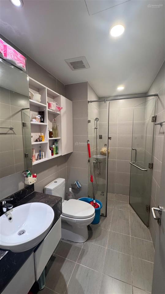 Bán nhanh căn hộ ccthe gold view, 7,4 tỷ, 81m2, 2pn, 2wc tại đường bến vân đồn, quận 4, tp.hcm
