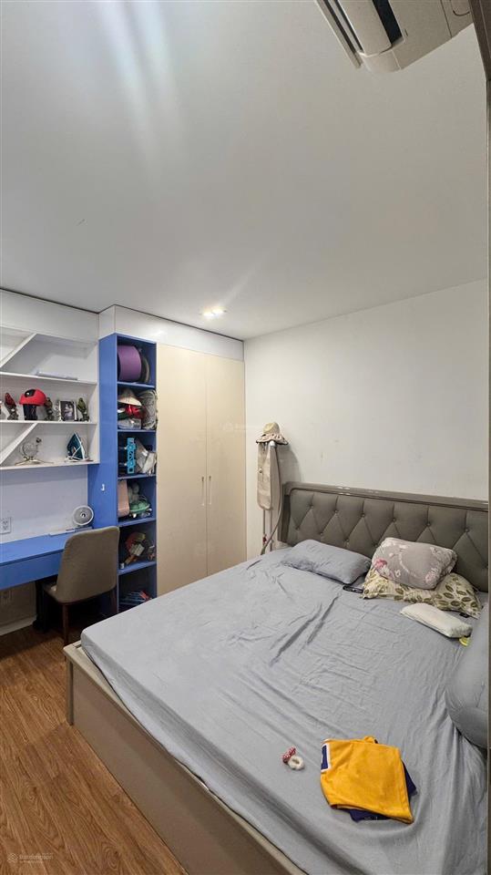 Bán nhanh căn hộ ccthe gold view, 7,4 tỷ, 81m2, 2pn, 2wc tại đường bến vân đồn, quận 4, tp.hcm