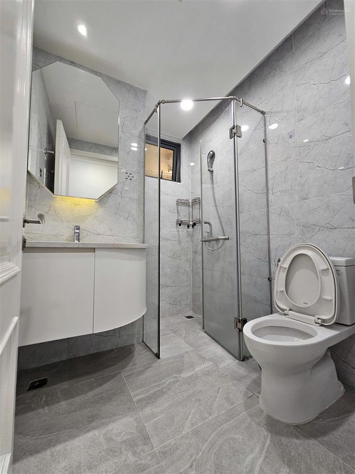 Căn hộ 2pn bao đẹp tại the gold view, 8,5 tỷ, diện tích gần 81m2