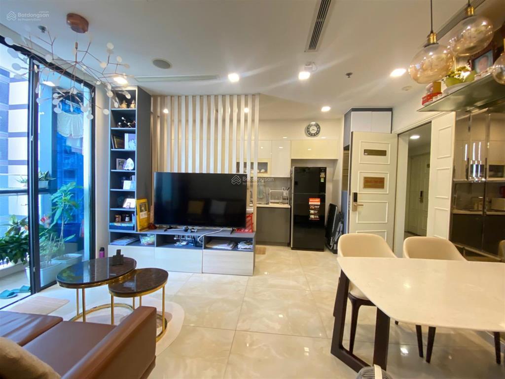 30tr vinhomes golden river 2pn, full nt, view sông bitexco cho thuê siêu đẹp  nguyên 0979 934 ***