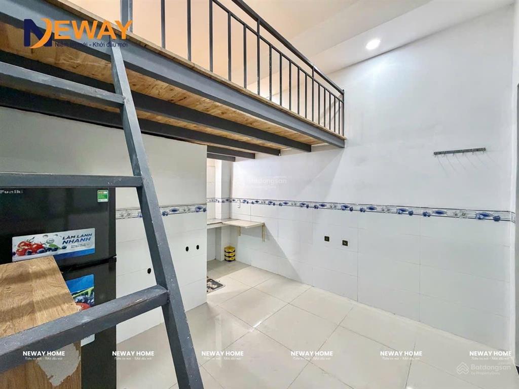 Siêu phẩm gác đối diện trường đại học công thương chỉ cách 100m  trang bị sẵn nội thất  gần aeon