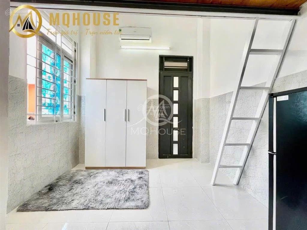 Phòng trọ sinh viên cách đại học văn hiến 3p  đại học công thương 6p  học viện hàng không 10p