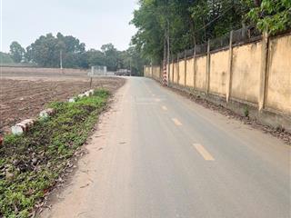 Bán 100m2 đất sơn tây (p. tùng thiện)  1.4 tỷ  đường thông ô tô