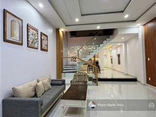 Chủ cần bán gấp nhà 2 tầng sát biển mỹ khê dòng tiền sẵn