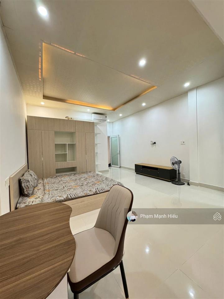 Chủ cần bán gấp nhà 2 tầng sát biển mỹ khê dòng tiền sẵn