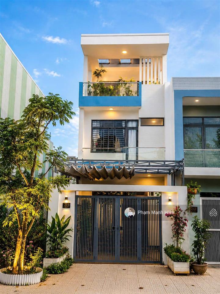 Chính chủ bán nhà 3 tầng sát sông hàn đà nẵng, nhà đẹp kiên cố có bản thiết kế lên 1,5 tầng