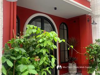 Ngay trung tâm tân định, mặt tiền khu thạch thị thanh, q1  dt 71 m2,3 tầng vuông vức.chỉ 18,5 tỷ