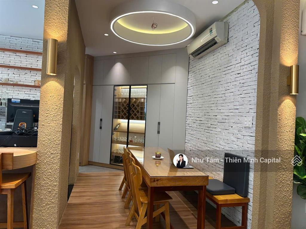 Vị trí cực đẹp, diện tích tốt 65 m2, mặt tiền điện biên phủ, quận 1, 4 tầng vuông vức,chỉ 25 tỷ tl