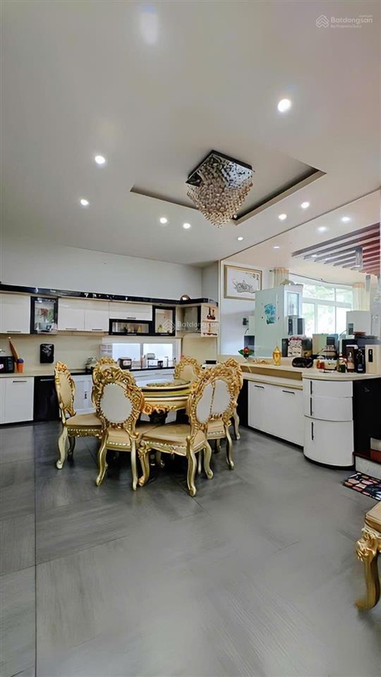 Ngang 20m cực hiếm  hxh nguyễn văn trỗi, phú nhuận, 20m x 18m, sẵn kết cấu, 24 tỷ thương lượng