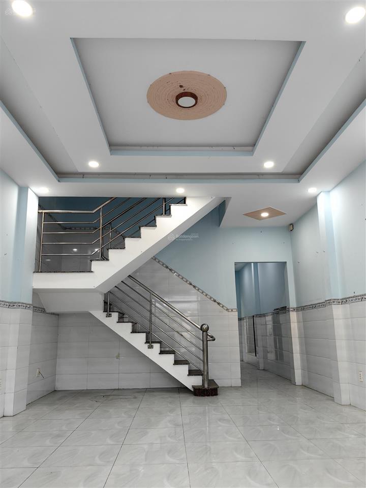 Bán nhà mặt tiền tân hiệp 47/1, xã tân hiệp, hóc môn. 3 tầng. tổng dt 199m2. 5,7 tỷ.