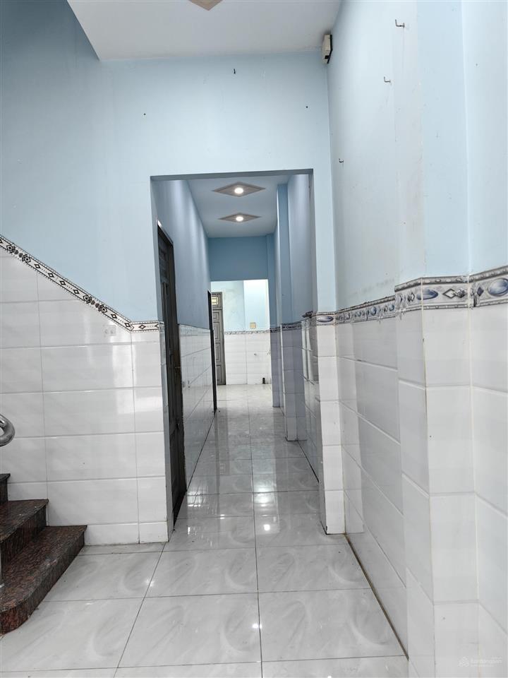 Bán nhà mặt tiền tân hiệp 47/1, xã tân hiệp, hóc môn. 3 tầng. tổng dt 199m2. 5,7 tỷ.