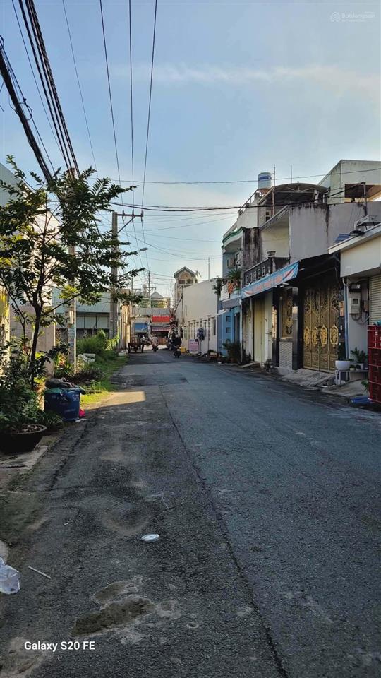 Nhà mt đường, một sẹc ngắn tô ký. 4,2x12. 48m2. 3,3 tỷ