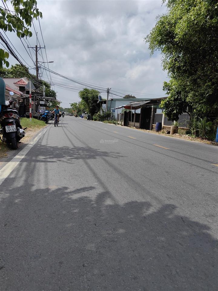 Bán đất mặt tiền đường nguyễn thị lắng. 437m2. giá 4,5 tỷ.