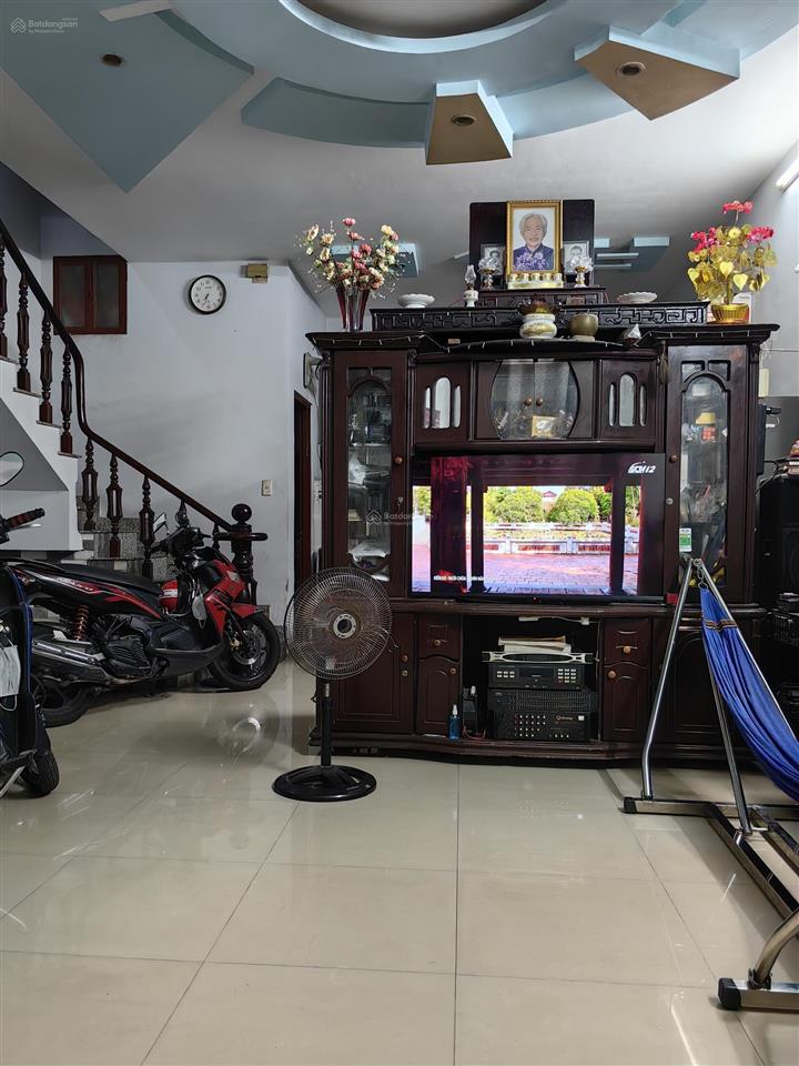 Bán nhà mặt phố tại tân hiệp, 3,7 tỷ, 54m2, một trệt hai lầu.