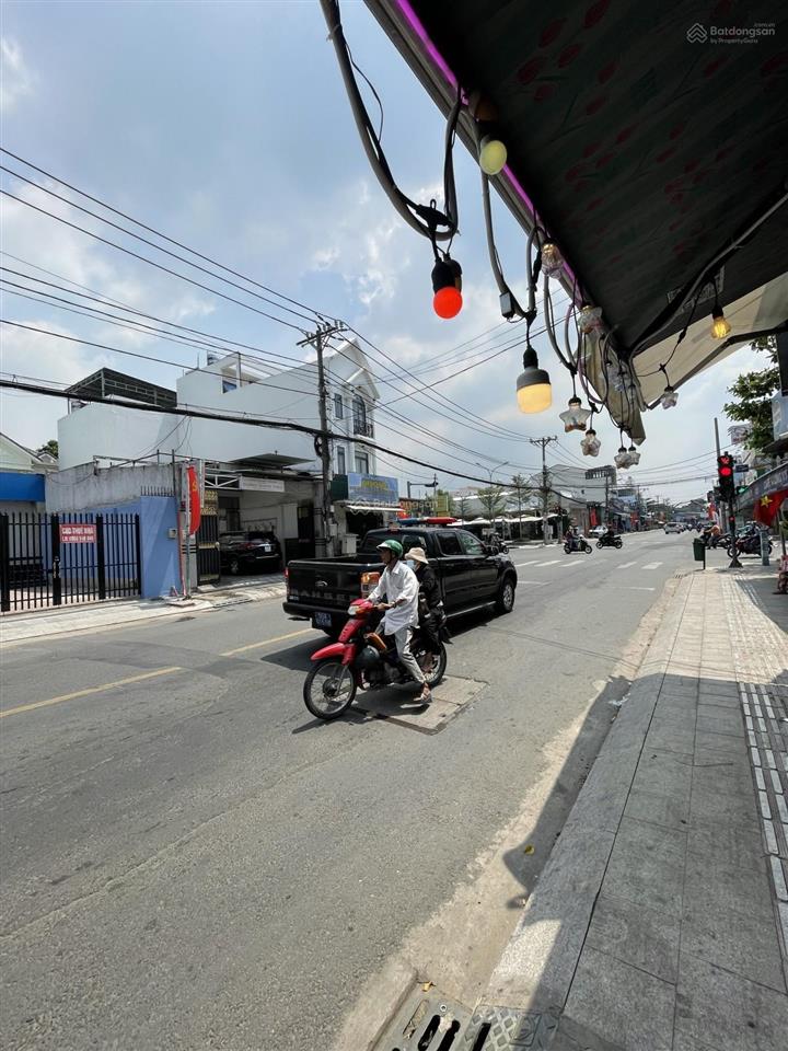 Bán nhà mặt tiền lý thường kiệt, hóc môn. 6x20. 3 tầng. 11.5 tỷ.