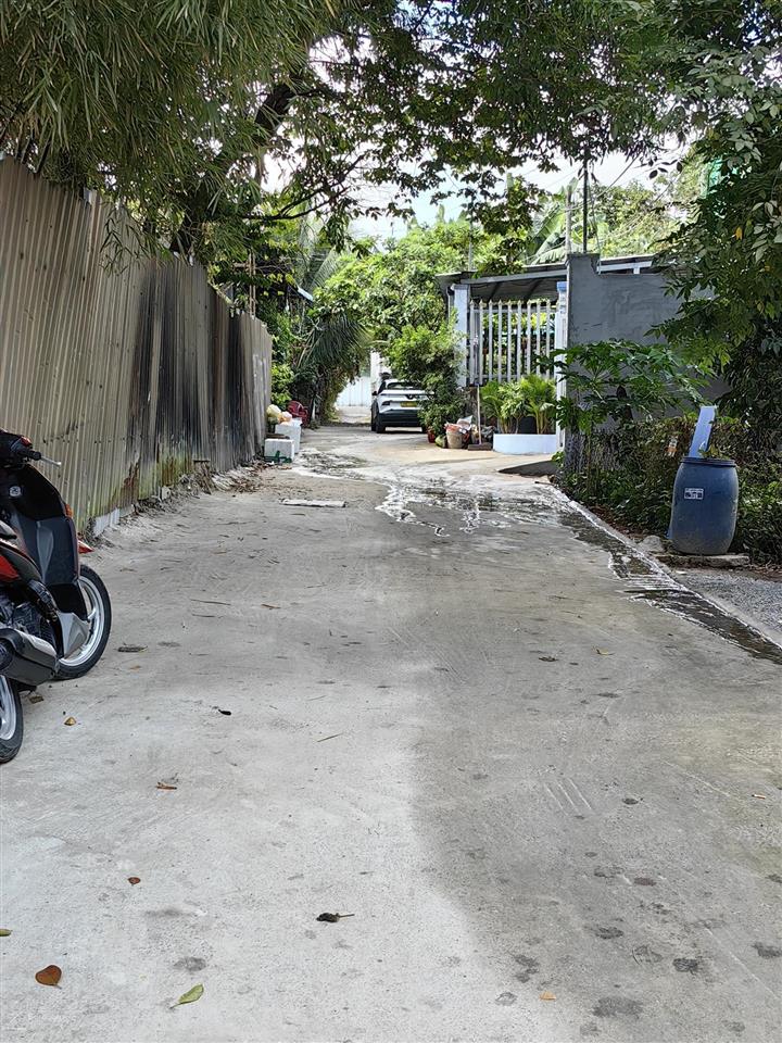 Hóc môn  tân hiệp  huỳnh thị mài  hẻm ôtô thông  48m2  2 tầng. 2,7 tỷ