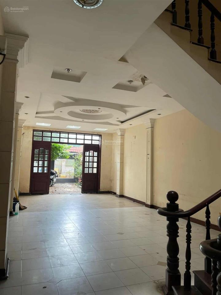 Bán nhà 1/ trần văn mười. 5x30. cn 130m2. 3 tầng. 6 tỷ.