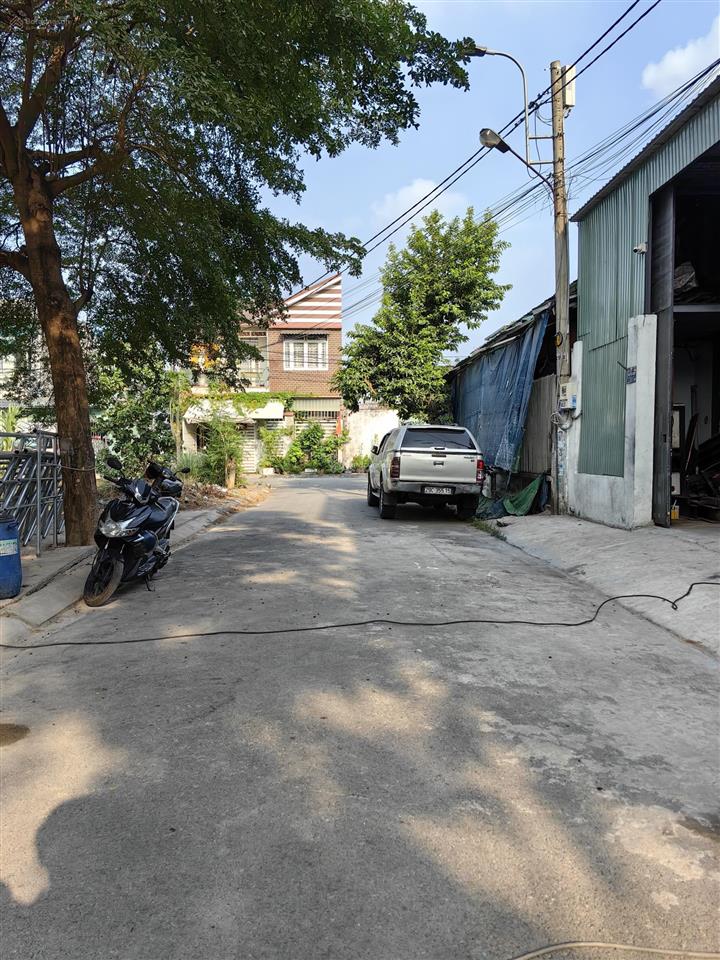 Bán nhà 2 tầng mới  hẻm xe tải khu phân lô cực đẹp  an ninh ngang 10m cực hiếm  xuân thới đông