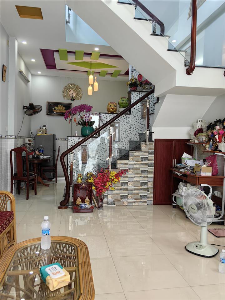 Bán nhà 1/ ngắn song hành, tân xuân. 7,2x12,5. gồm 2 căn.