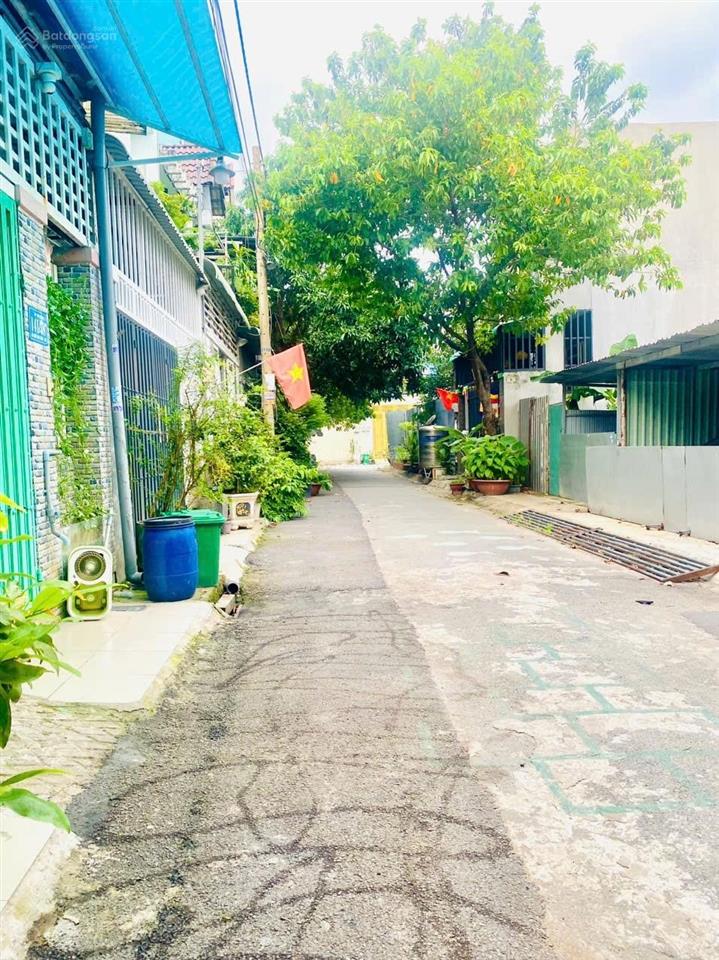 Bán nhà hẻm phạm thị giây. 81m2. 2 tầng. 4,85 tỷ.