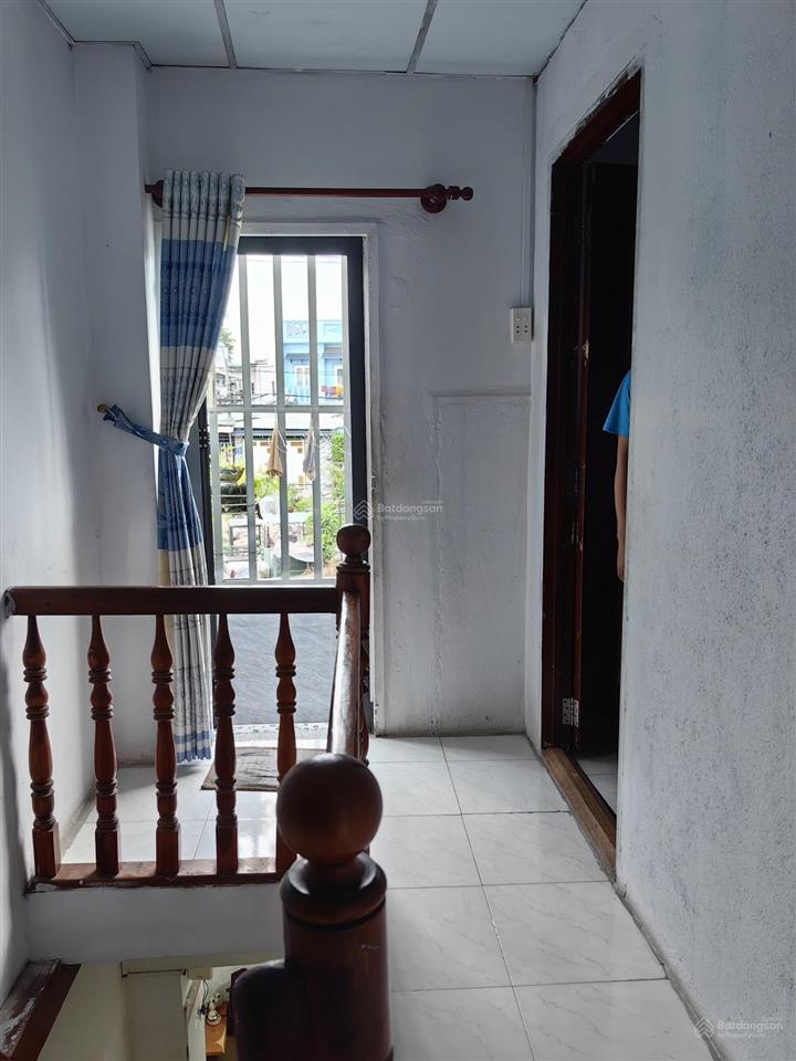 Nhà một / ngắn đường xuân thới 12, xuân thới đông. ngang 5 chuẩn. 66m2. 2 tầng. giá chỉ 3.4 tỷ.