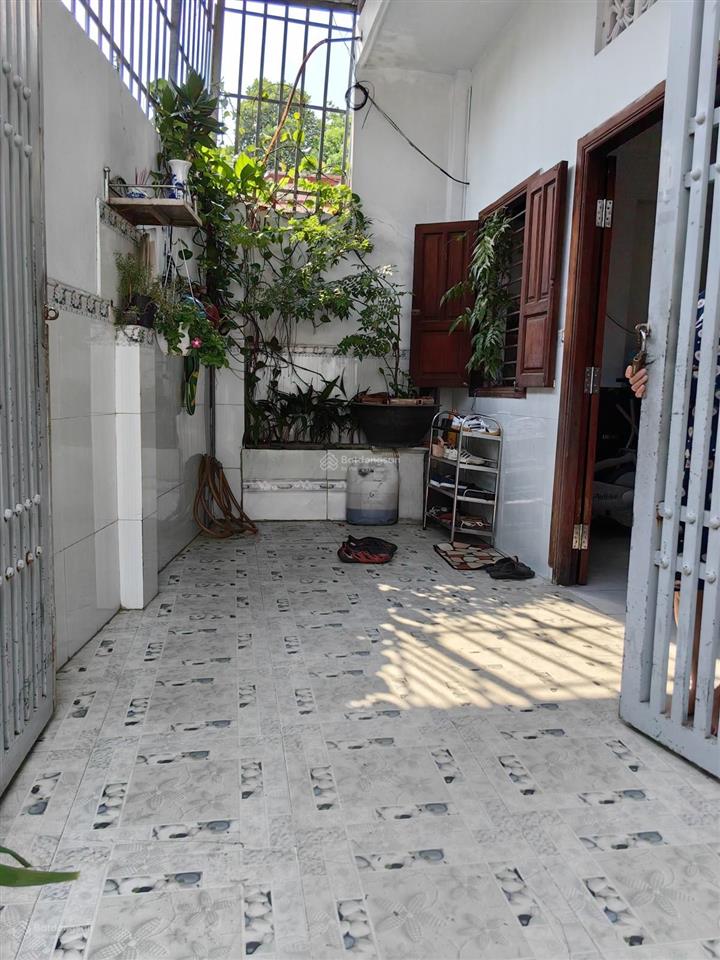 Nhà một / ngắn đường xuân thới 12, xuân thới đông. ngang 5 chuẩn. 66m2. 2 tầng. giá chỉ 3.4 tỷ.