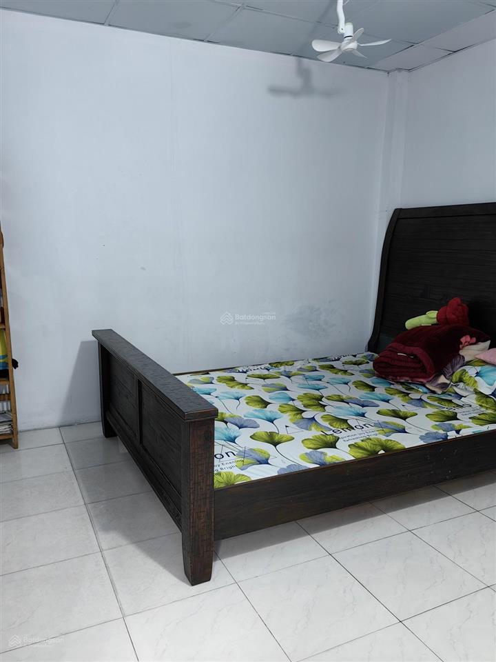 Nhà một / ngắn đường xuân thới 12, xuân thới đông. ngang 5 chuẩn. 66m2. 2 tầng. giá chỉ 3.4 tỷ.