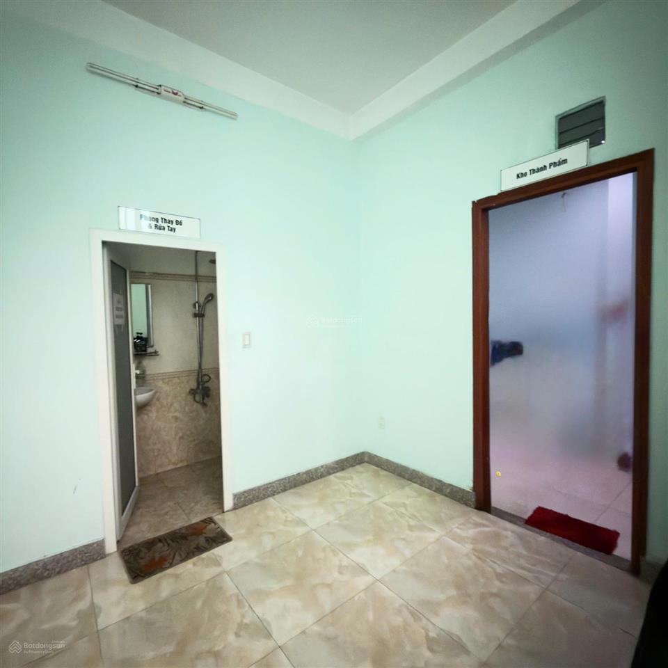 Bán nhà đường xe tải tiền lân, bà điểm. 205m2. ngang 9. 2 tầng. 9,9 tỷ.