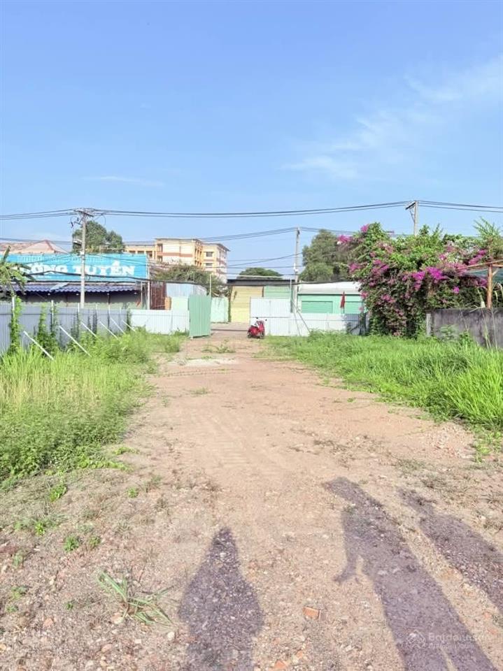 Bán đất mặt tiền đỗ văn dậy, hóc môn. 1876m2. chỉ 50 tỉ.