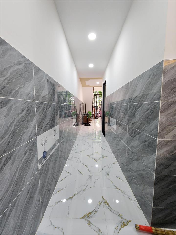 Bán nhà hẻm xe hơi, nguyễn thị thảnh, thới tam thôn. 4x14. 2 tầng. 1,95 tỷ.