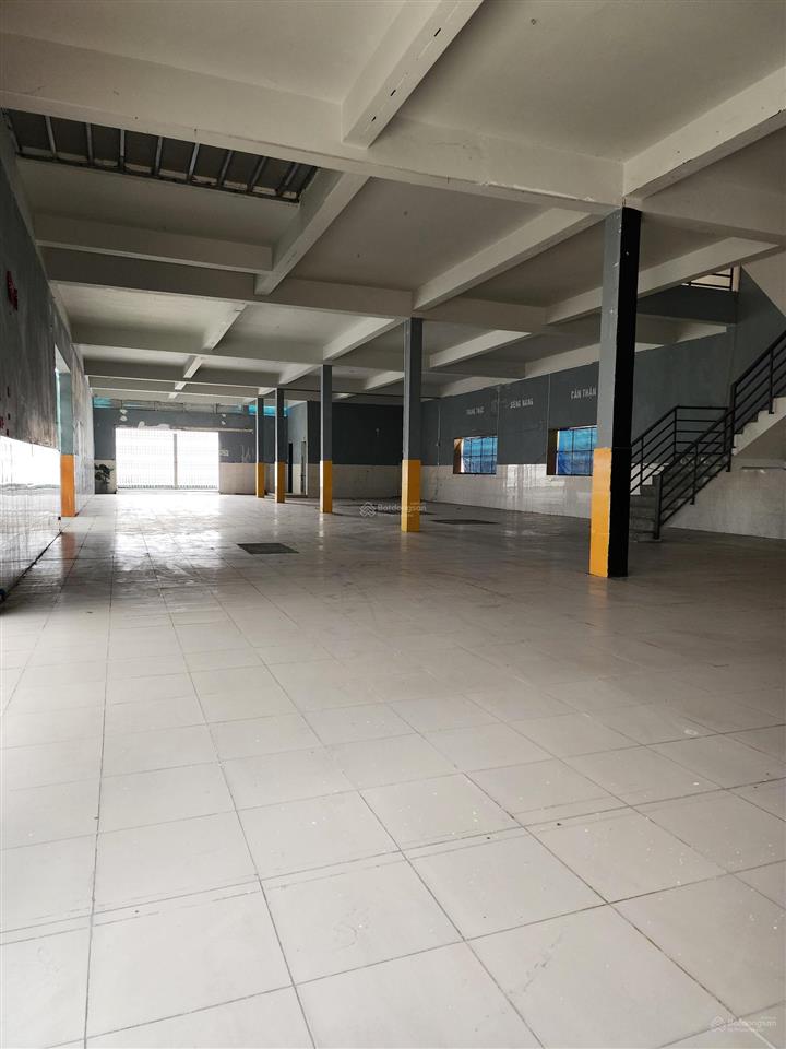 Nhà xưởng đường cont chạy, một sẹt song hành. 899m2. ngang 19. giá chỉ 26,5 tỷ.