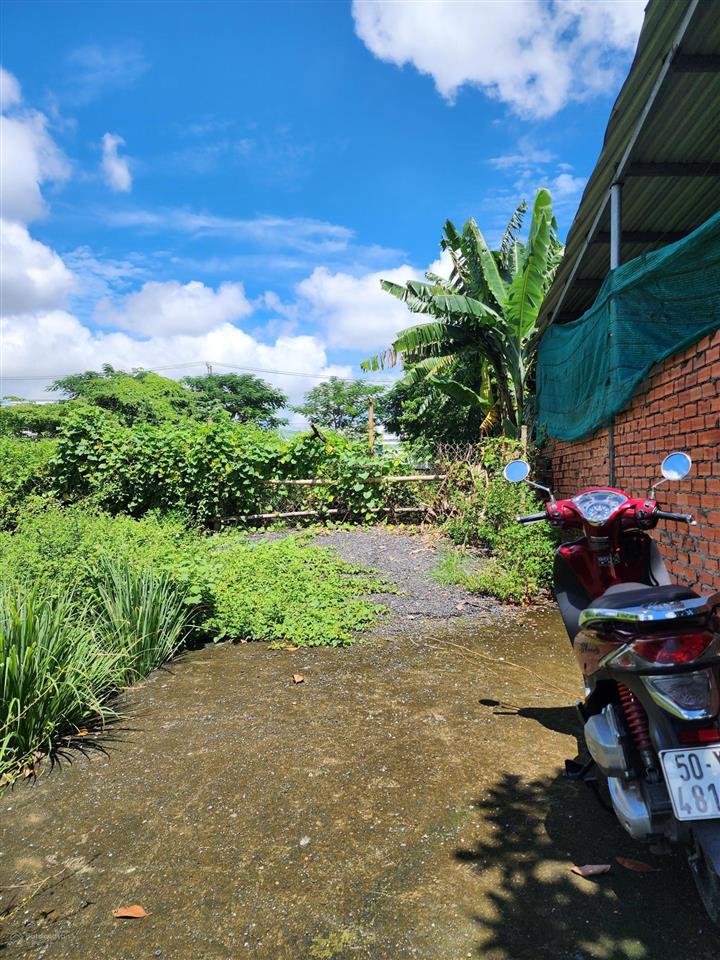 Bán đất hẻm 1/ song hành, 189m2, giá chỉ 2,7 tỷ