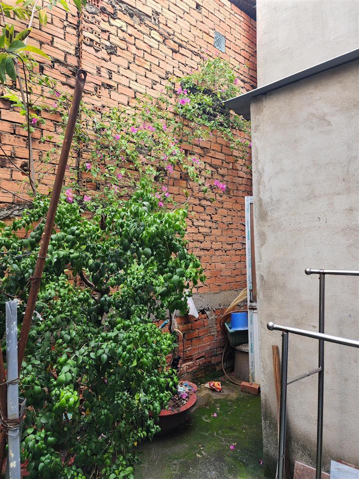 Bán nhà 1 sẹc đồng tâm  trung chánh, 5x19m, 2 tầng. giá chỉ 4,1 tỷ