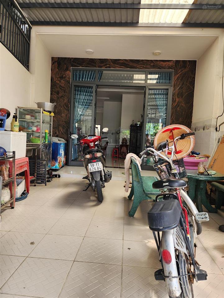 Bán nhà hẻm xe tải tân thới nhì 14. 3 tầng. diện tích 165m2. giá 6,2 tỷ.
