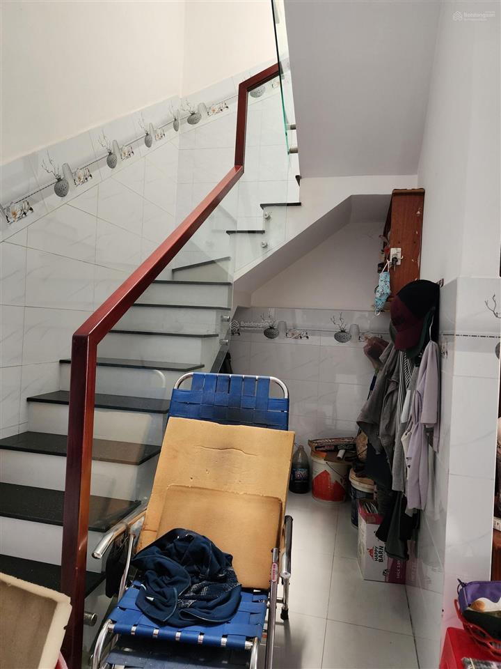 Bán nhà hẻm xe tải tân thới nhì 14. 3 tầng. diện tích 165m2. giá 6,2 tỷ.