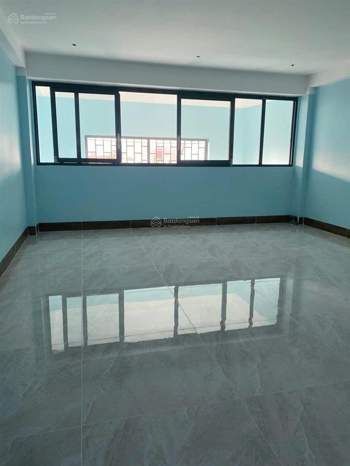 Bán nhà hxh nguyễn thị ngâu, thới tam thôn, 4 tầng. diện tích sàn 255m2, 5,6 tỷ