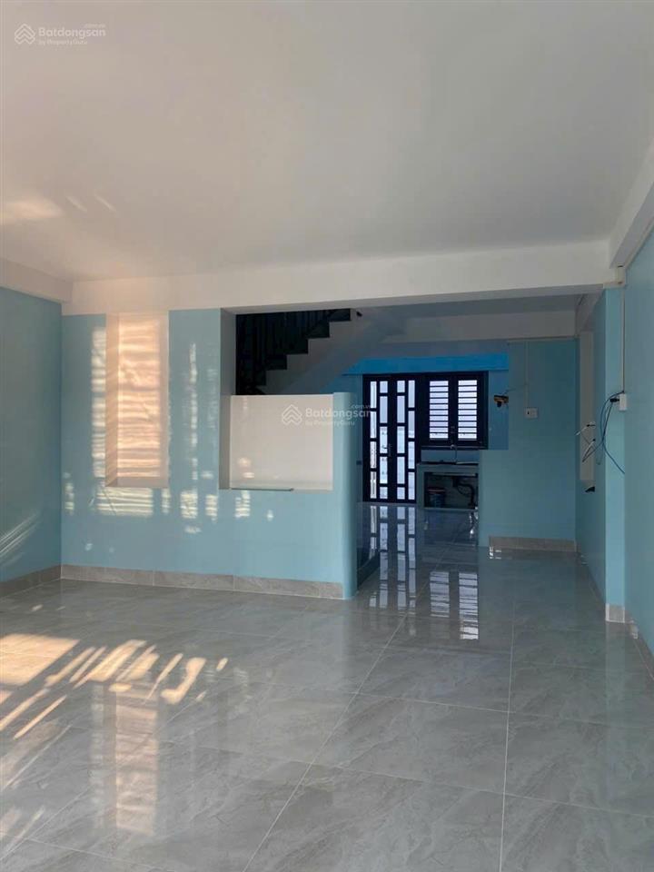 Bán nhà hxh nguyễn thị ngâu, thới tam thôn, 4 tầng. diện tích sàn 255m2, 5,6 tỷ