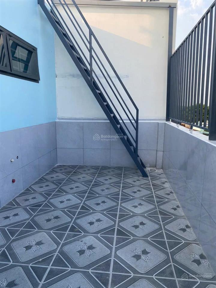 Bán nhà hxh nguyễn thị ngâu, thới tam thôn, 4 tầng. diện tích sàn 255m2, 5,6 tỷ