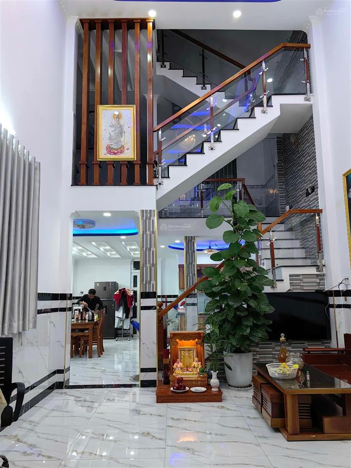 Giảm 900tr. bán nhà hxh nguyễn thị thảnh. 3 tầng. dt sàn 178m2. 4,9 tỷ