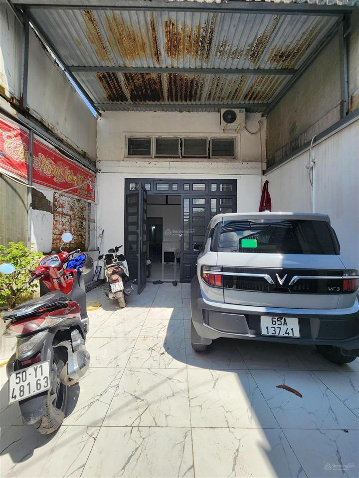 Bán nhà 1/ dương công khi. 97m2. 2 tầng. 3pn. giá chỉ 2,35 tỷ.