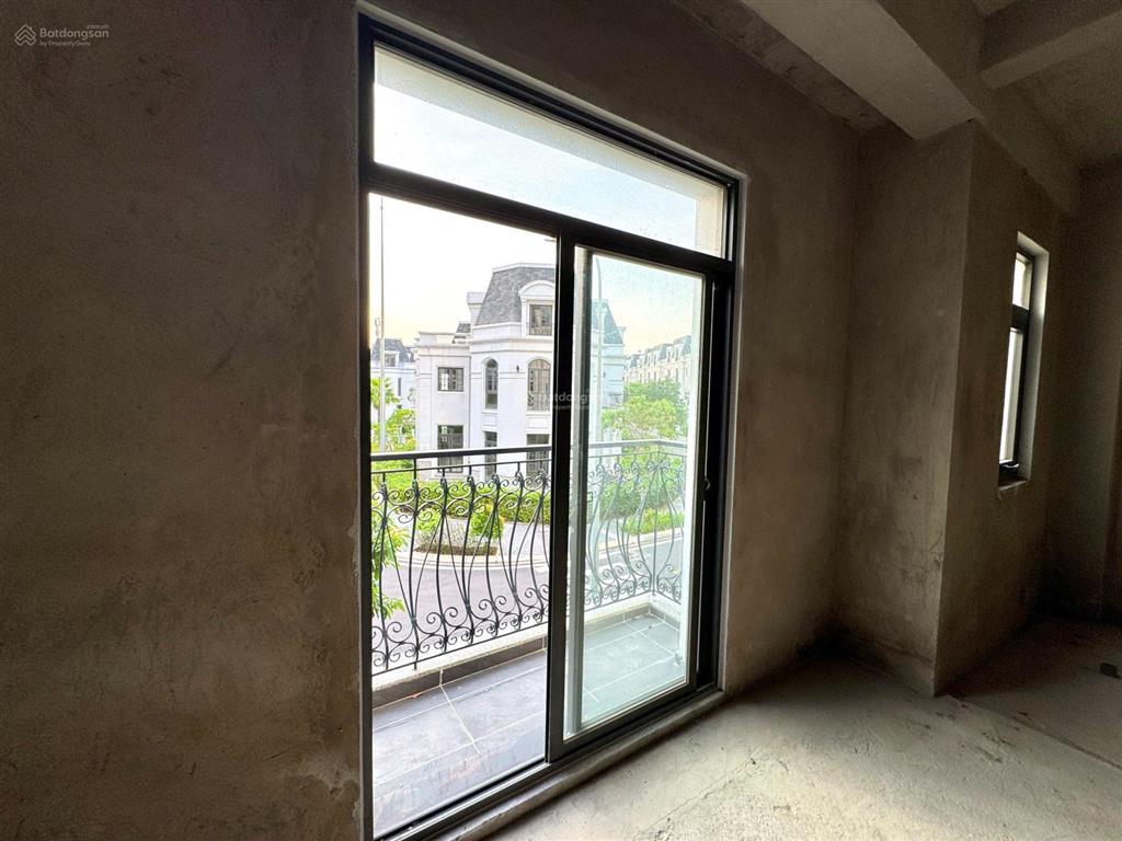 Ra nhanh hàng hiếm tại amelie villa phú mỹ hưng, 282m2