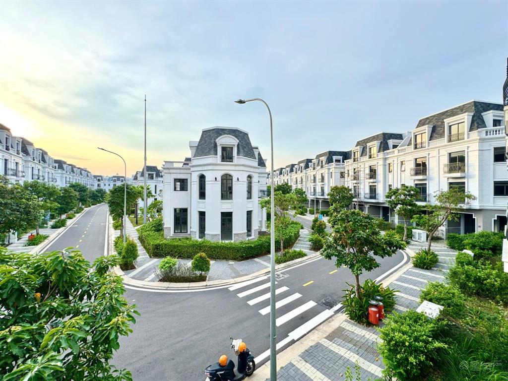 Ra nhanh hàng hiếm tại amelie villa phú mỹ hưng, 282m2